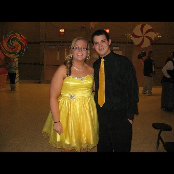 Yellow Formal Dress - Picture 2 of 3